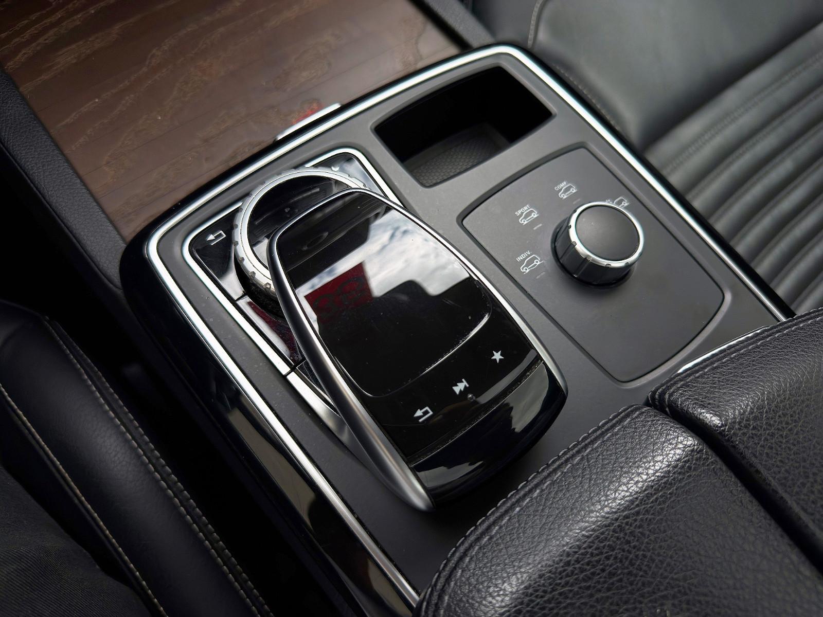 Mercedes-Benz GLE 350CDi V6 COUPE 4MATIC AMG*Leder*Pano*R-Cam*