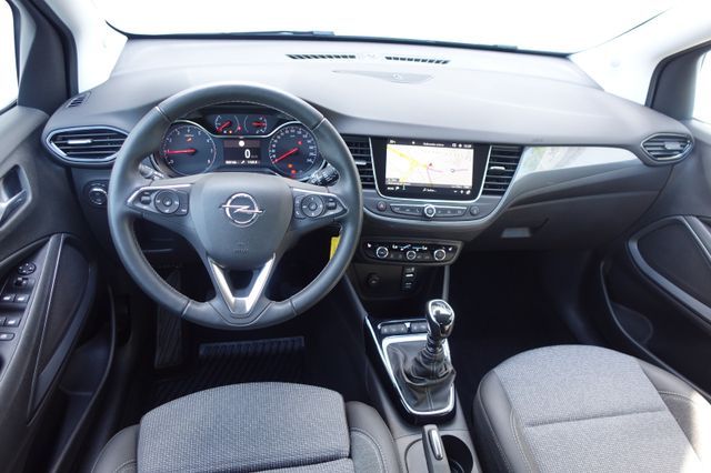 Fahrzeugabbildung Opel Crossland 1.2 Turbo Elegance KlimaA,LED,Navi,SHZ