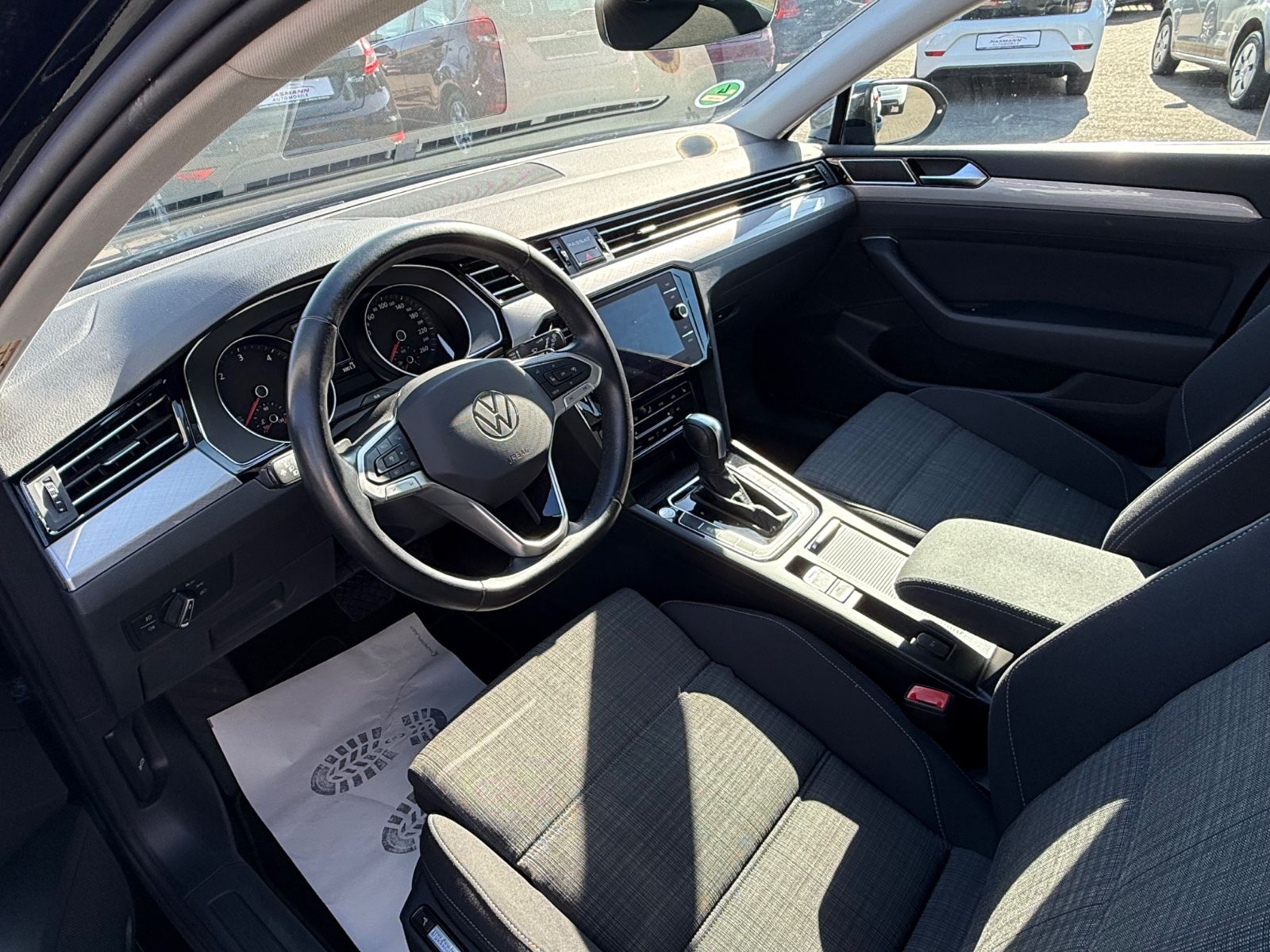 Passat Variant Business*2.0 TDI-150-PS*NAVI*1.HA