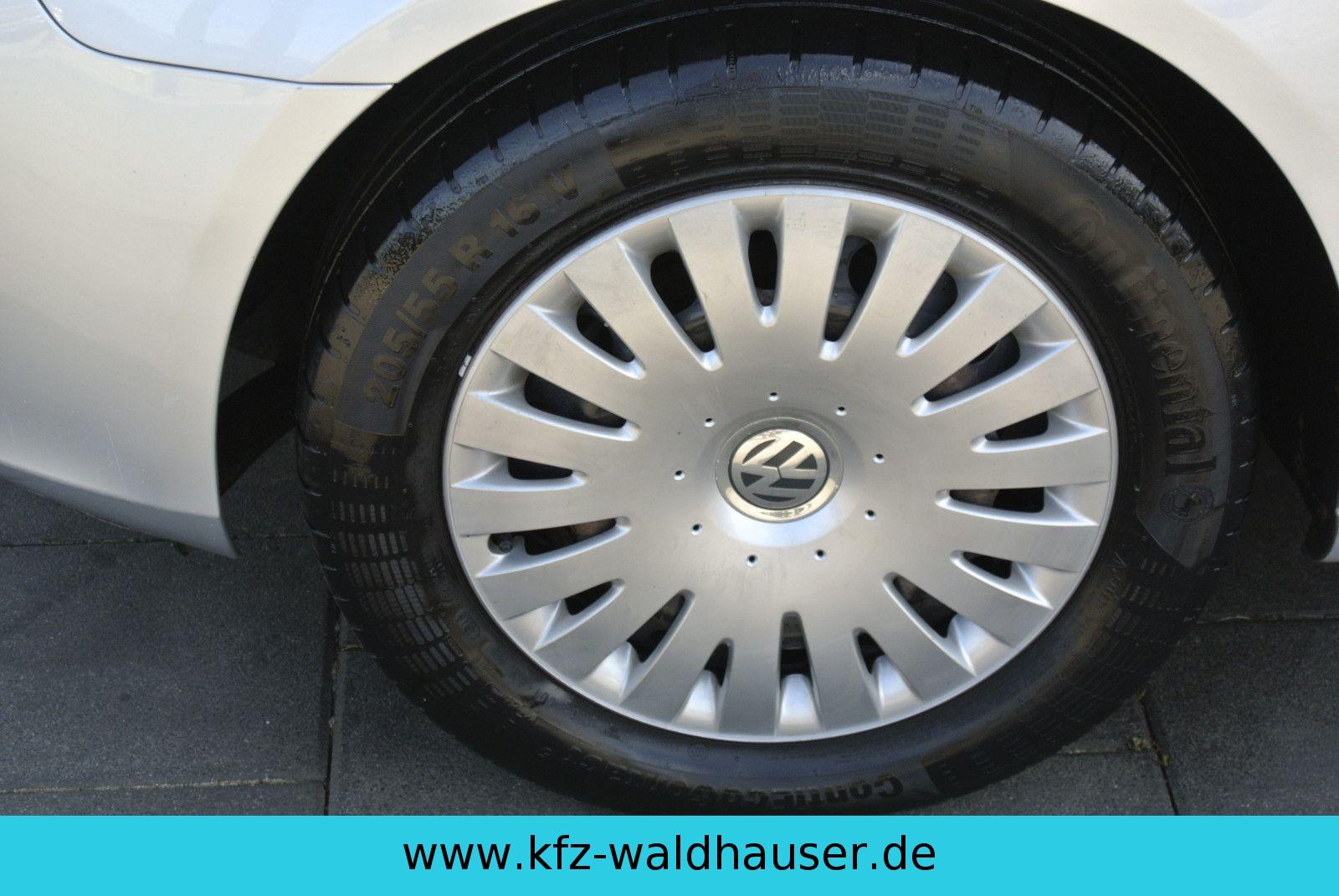 Volkswagen Golf 2011 — photo 13