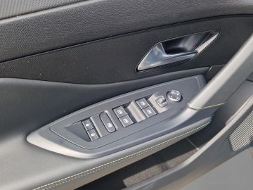 Peugeot 408 - 12