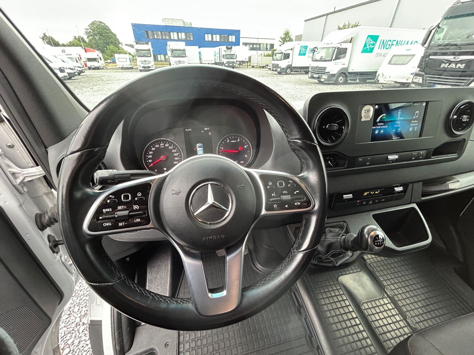 Fahrzeugabbildung Mercedes-Benz Sprinter III  317 CDI  L3 H2 Klima Kamera MBUX