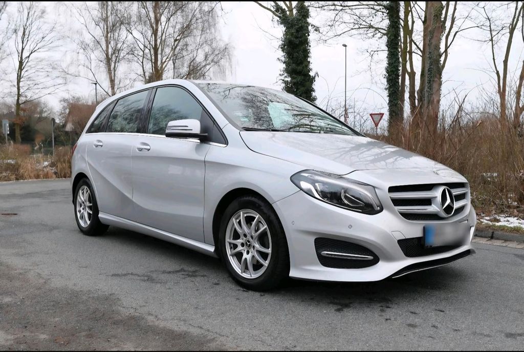Image of Mercedes-Benz B 180