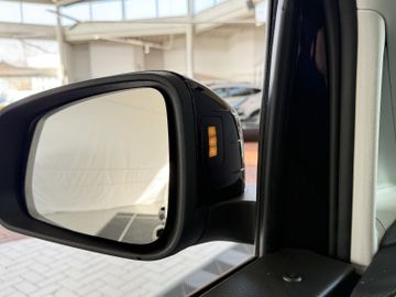 Volkswagen Caddy Maxi 2.0TDI DSG STYLE NAV PRO STAND 7SITZ