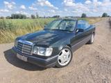 Mercedes-Benz CE 300  Cabriolet - Mercedes-Benz CE-Klasse von privat