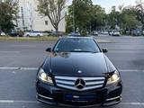Mercedes-Benz C 220 CDI BE*Bi-Xenon *Panor*Schie * Avantga*TOP - gebrauchte Mercedes-Benz C 220 aus dem Jahr 2011