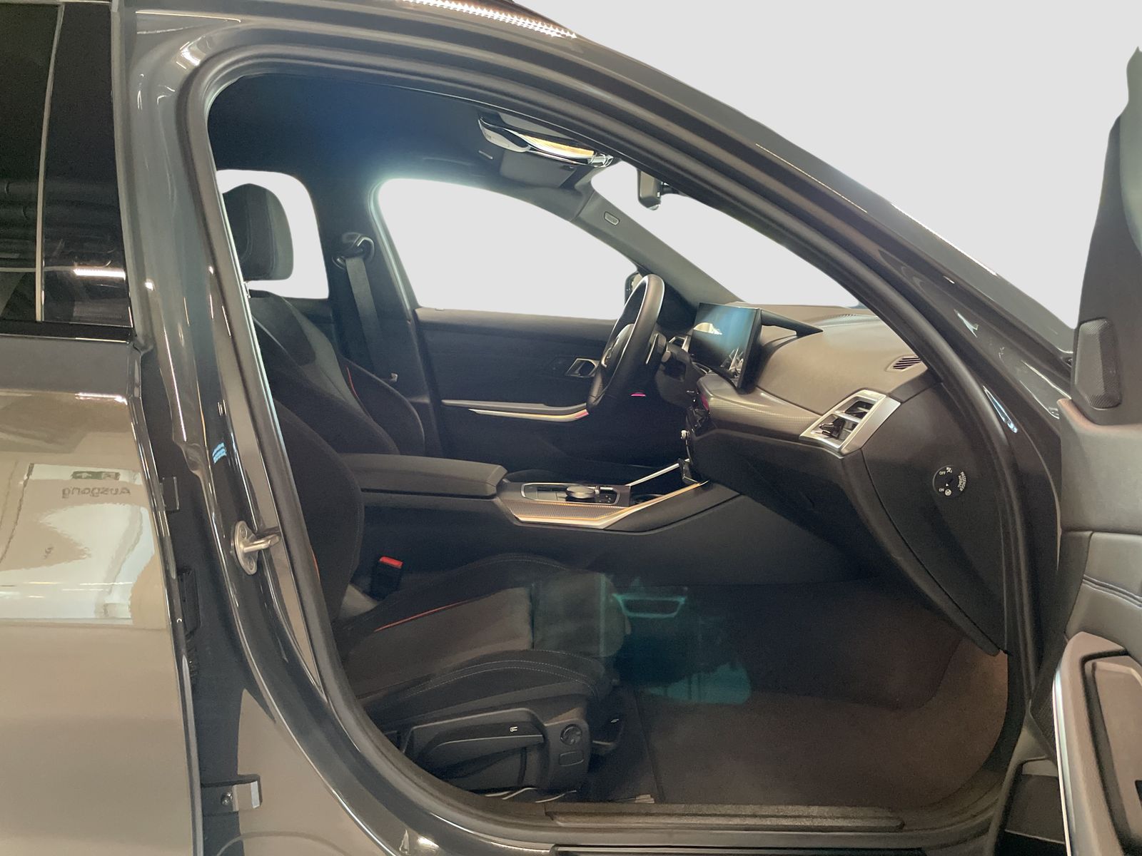 BMW 320 - Bild 11