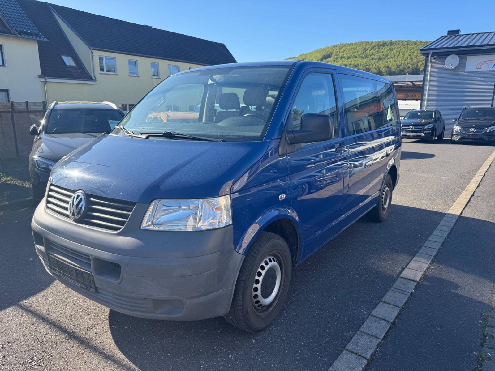 Volkswagen T5 Transporter Kasten-Kombi Kombi 1 Hand 9 Sitze