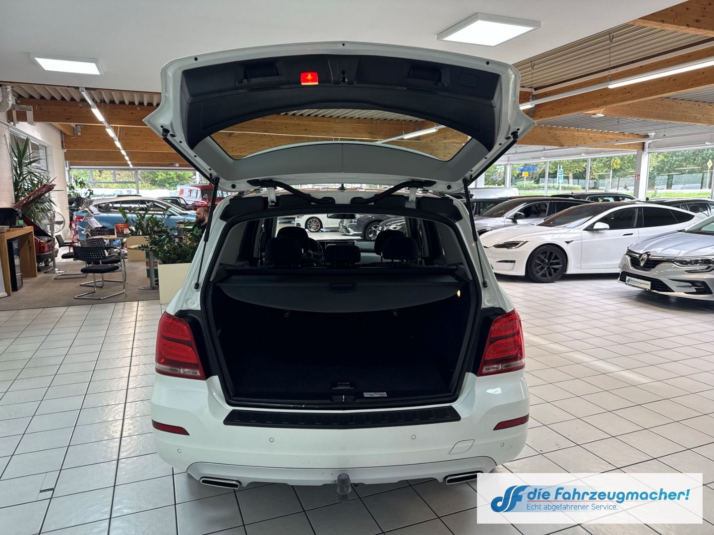 Fahrzeugabbildung Mercedes-Benz GLK 220 CDI BlueEfficiency 4Matic  Klima e-Sitze