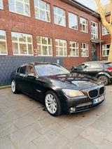 BMW 750Li, 4.4 Benzin - BMW 750 in Oberhausen