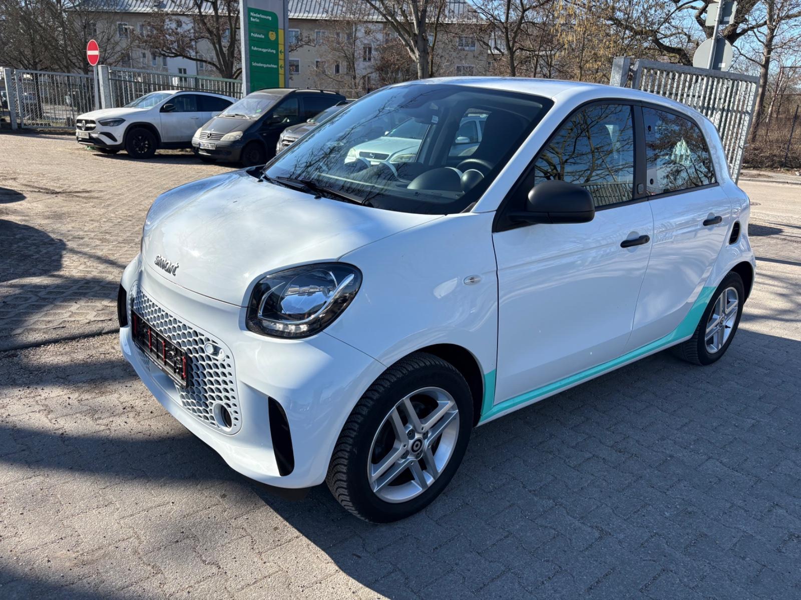 Smart ForFour,EQ,22KW Schnellader,1.Hand,Topzustand