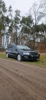 Volkswagen VW Passat B6 Variant 2.0TDI Highline AHK T... - Volkswagen Passat aus 2007: Highline