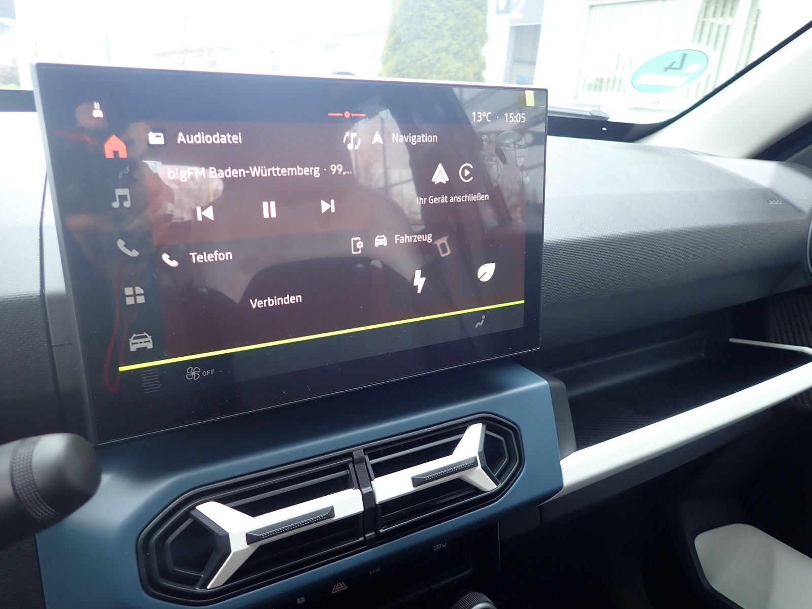 Fahrzeugabbildung Dacia Spring Expression electric 70