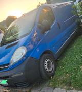 Opel Vivaro 1.9 CDTI mit TÜV und Wohnmobil... - gebrauchte Opel Vivaro aus dem Jahr 2004