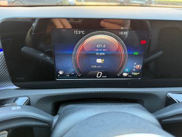Mercedes CLA 250 Shooting Brake - 11