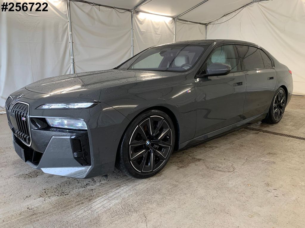 Image of BMW i7