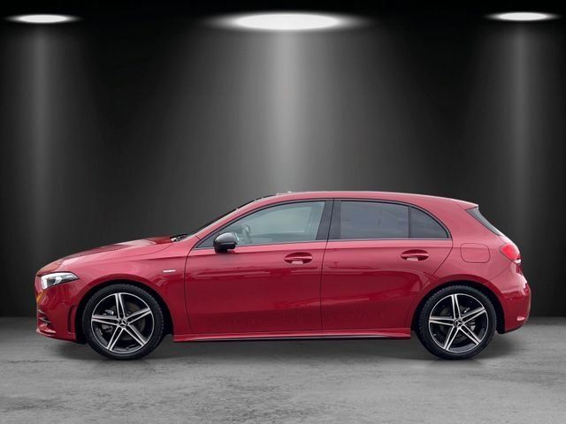 Fahrzeugabbildung Mercedes-Benz A 220 d EDITION AMG+DISTRONIC+PSD+MBUX High-End