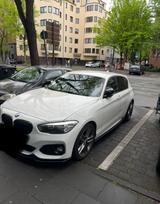 BMW 1er 118i M Paket Top Zustand, Sportaus... - BMW: 1er M Paket