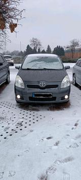 Toyota Corolla  Verso 2.2 d4d - Toyota Corolla Verso in Frankfurt (Main)