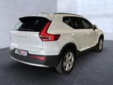 Volvo XC 40 Core 2WD Bluetooth Navi LED Klima - weiße Volvo XC40