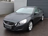 Volvo S60 D3 Lim. Momentum / Kamera / KD NEU - Volvo S60 mit Diesel-Antrieb
