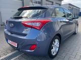 Hyundai i30 Style. Wenig Km. Panorama - Hyundai i30 aus 2012
