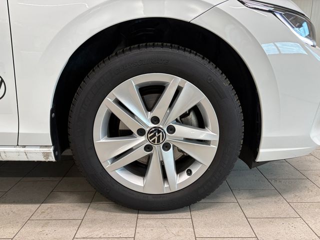 Golf VIII Life 1.5 TSI ACC LED SHZ LENKRADHZG