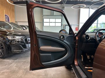 MYAUTOCENTER – Gebraucht- und Jahreswagen mit Werkstattservice in Pfaffenhofen MINI Cooper SD Countryman TEM*NAVI*PDC*PANO*XENON*