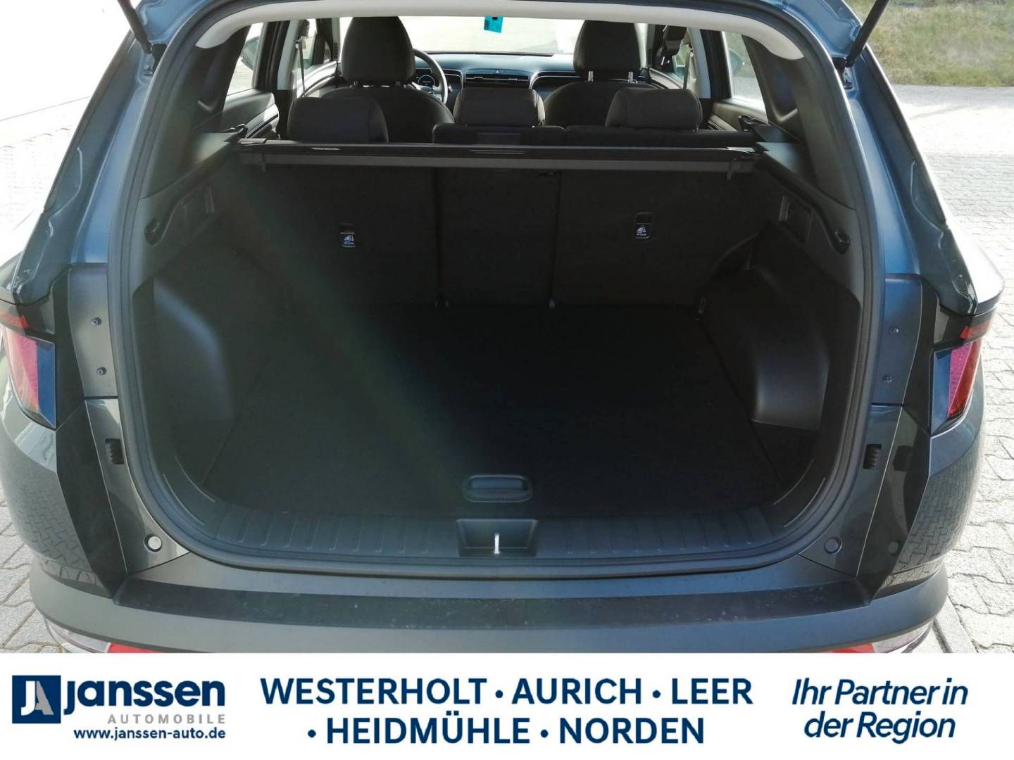 Fahrzeugabbildung Hyundai TUCSON Hybrid SELECT Grilldesign-Paket, Funktion