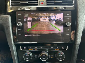 MYAUTOCENTER – Gebraucht- und Jahreswagen mit Werkstattservice in Pfaffenhofen Volkswagen Golf *ACC*PDC*NAVI*2-Zonen*LED*SPORT*