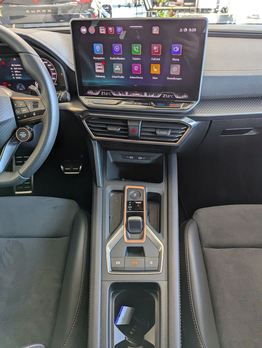 CUPRA Leon 1.5 eTSI Intelligent-Dynamic-Edge-Pake Cam - Image 19