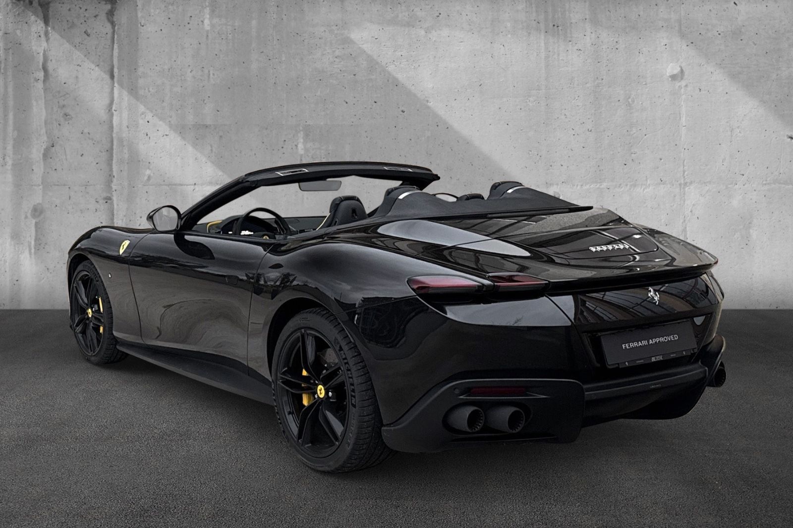 Fahrzeugabbildung Ferrari Roma Spider*Daytona*LEDs*Sitzklima*ACC