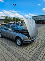 BMW 520 - BMW 520 aus 1989