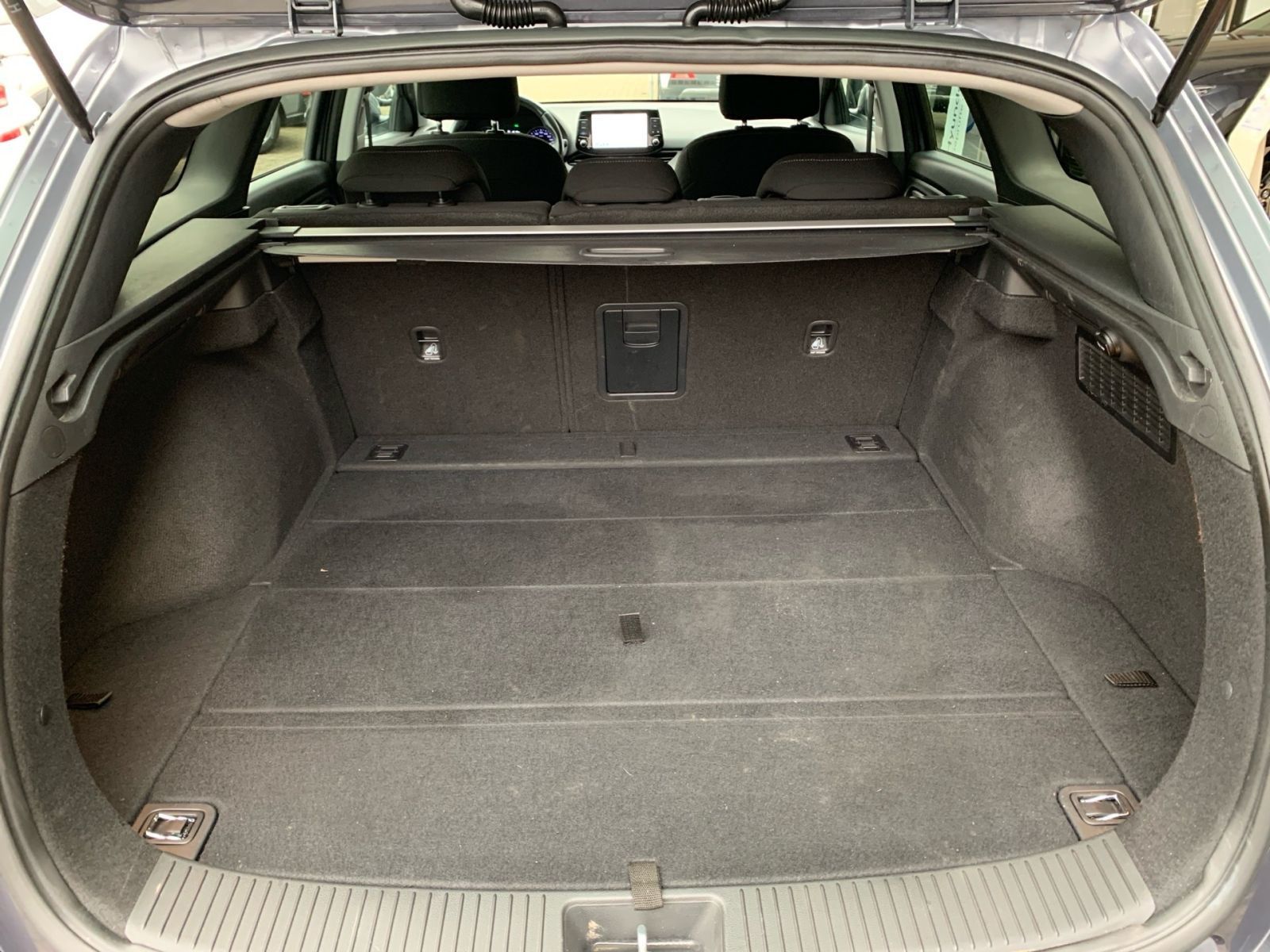 Fahrzeugabbildung Hyundai i30 Kombi 1.6 CRDi 7-DCT Style Navi 1Hd