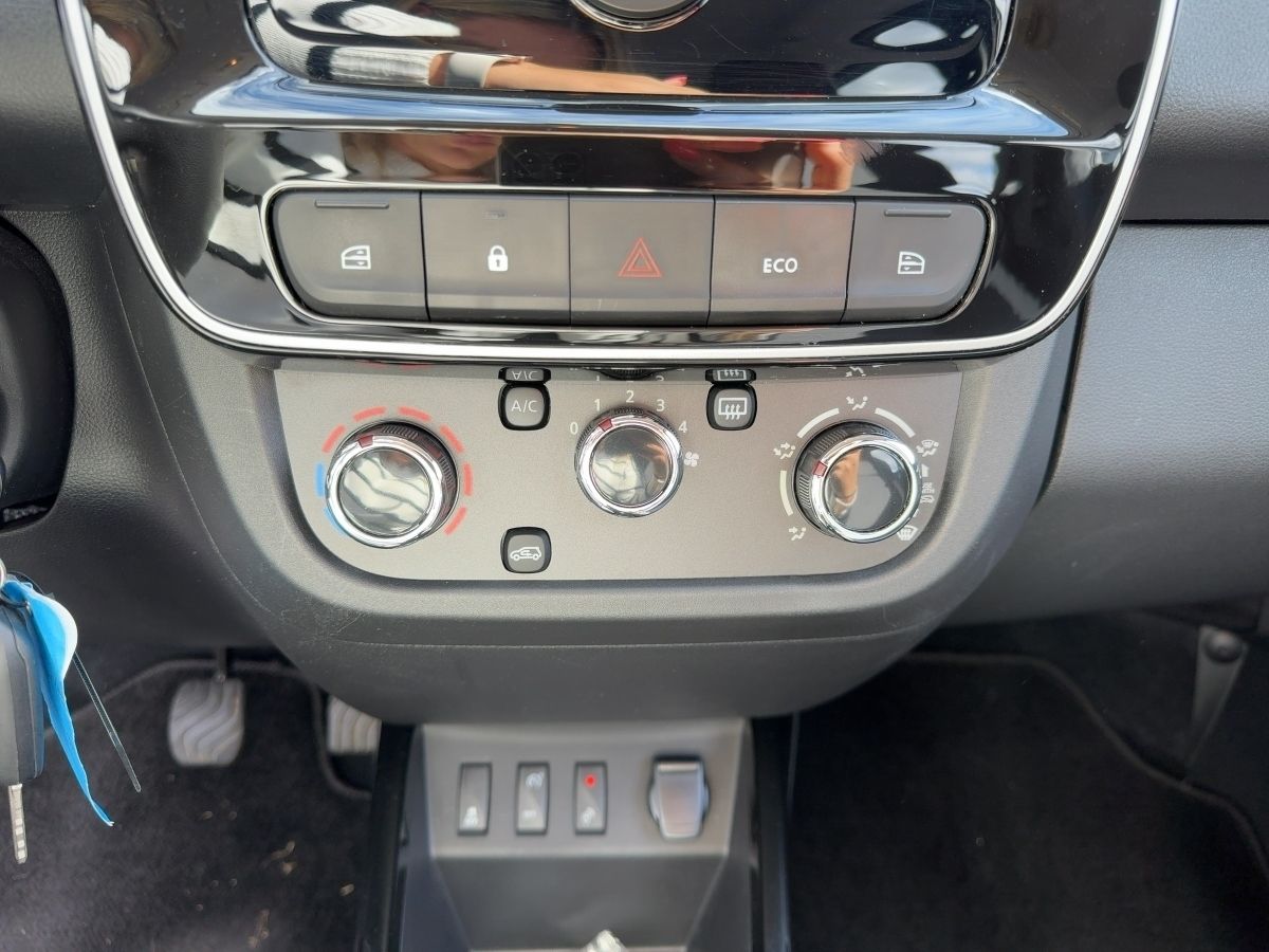 Fahrzeugabbildung Dacia Spring Essential 45 Klima Bluetooth