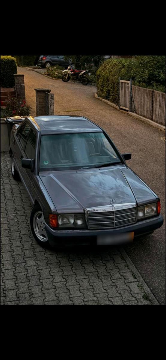 Mercedes-Benz 190