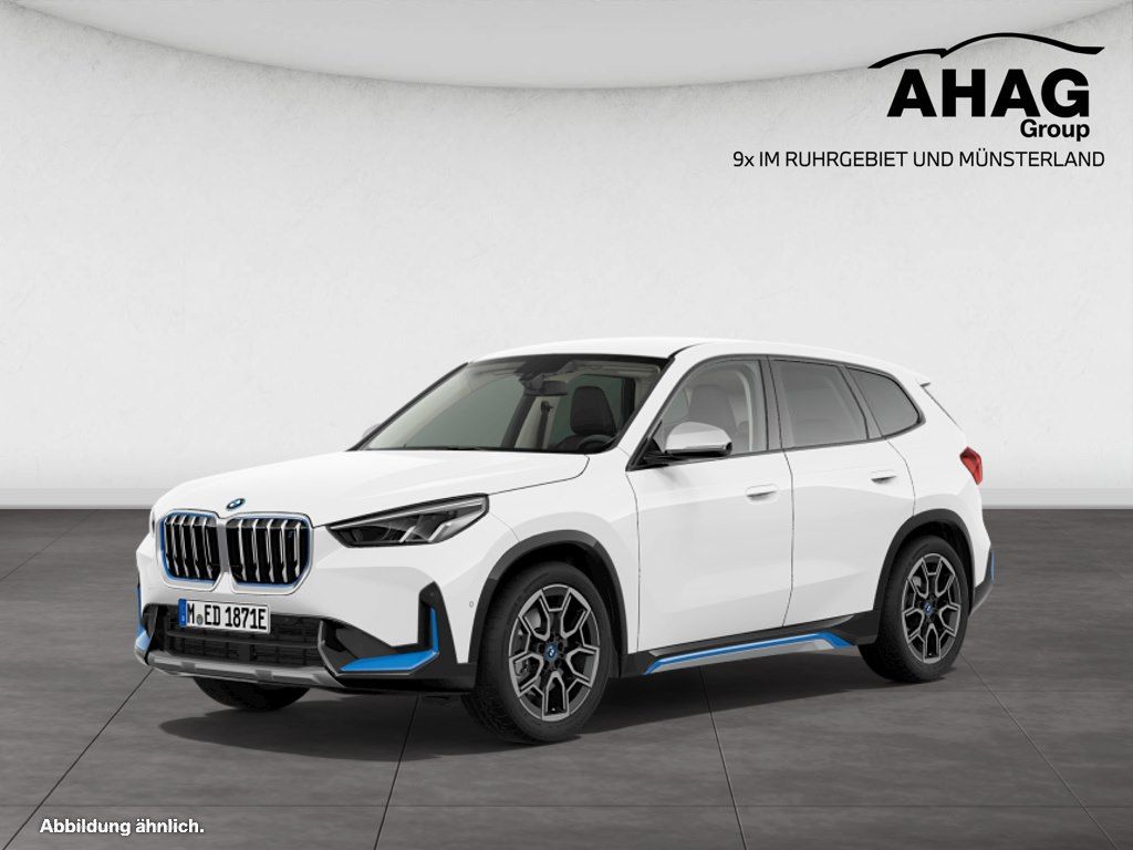 BMW iX1 xDrive30 xLine