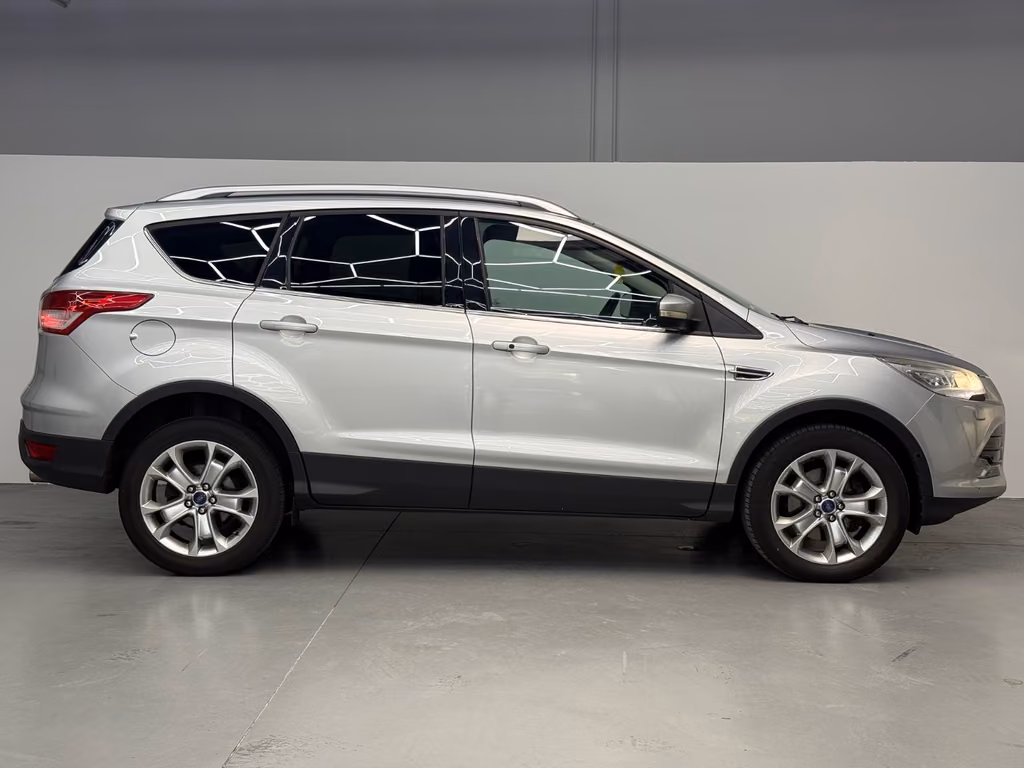 Ford Kuga Titanium, Foto 19 von 45
