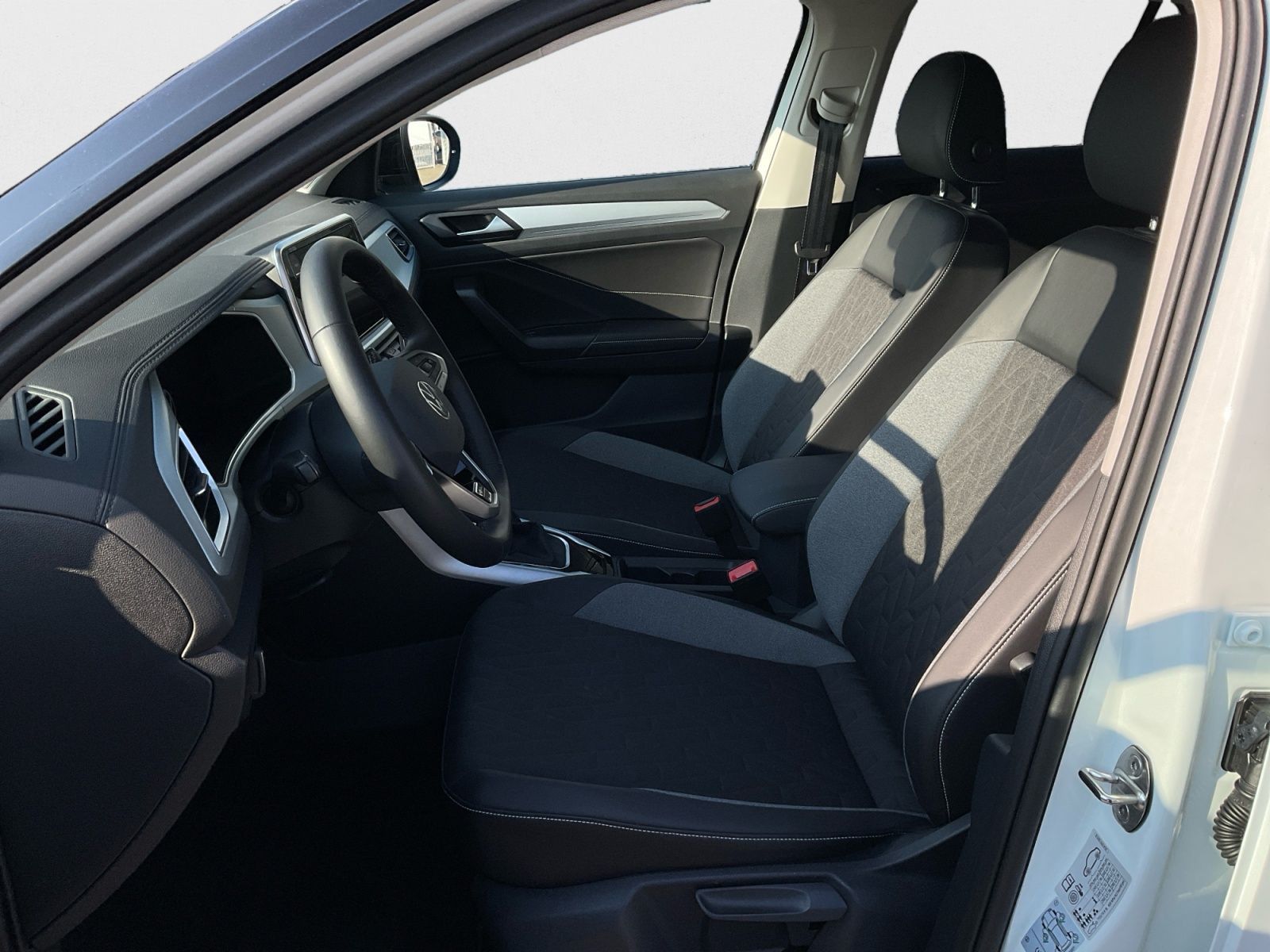 Volkswagen T-Roc - Bild 10