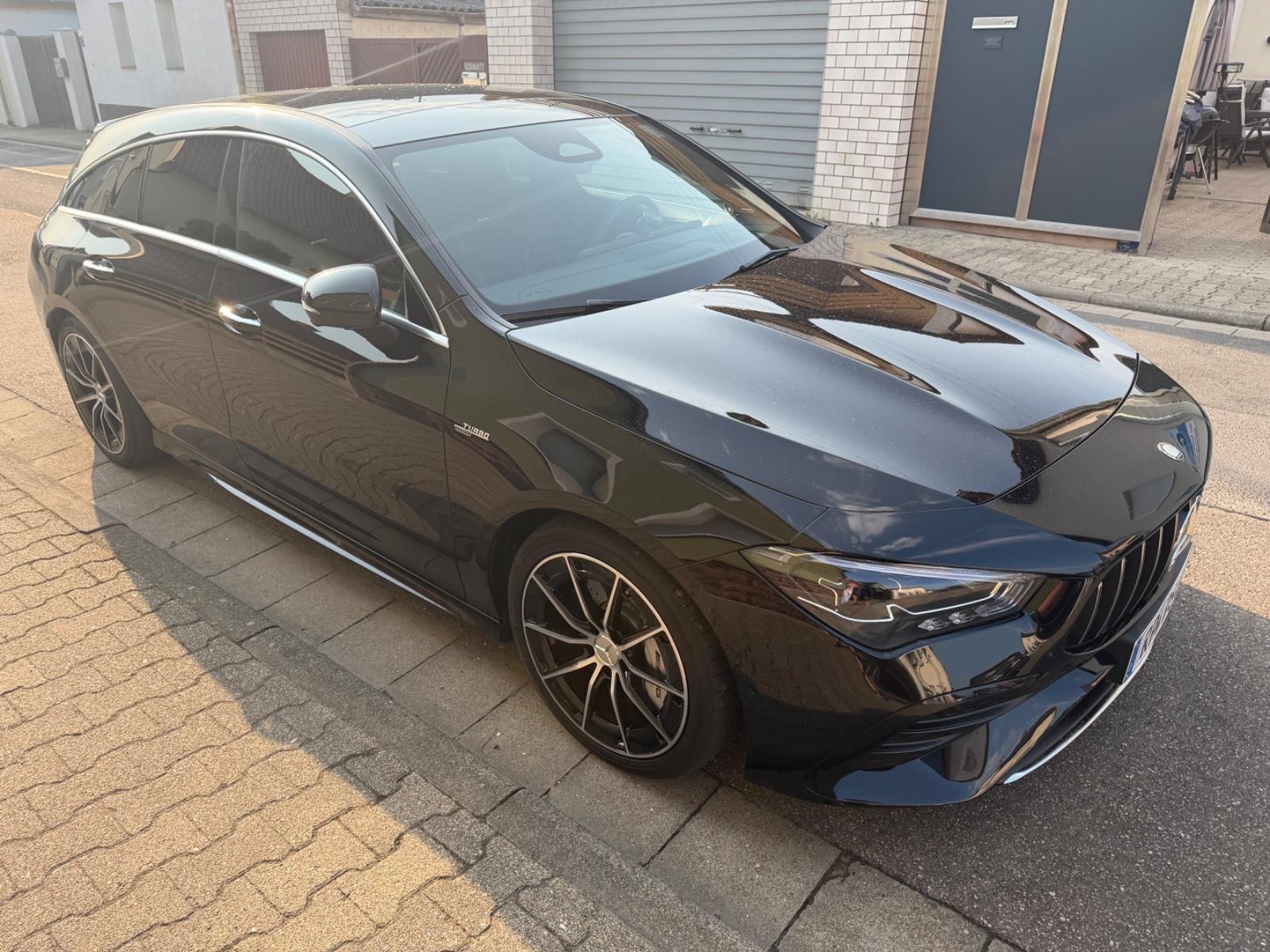 Mercedes-Benz CLA 35 AMG Shooting Break 