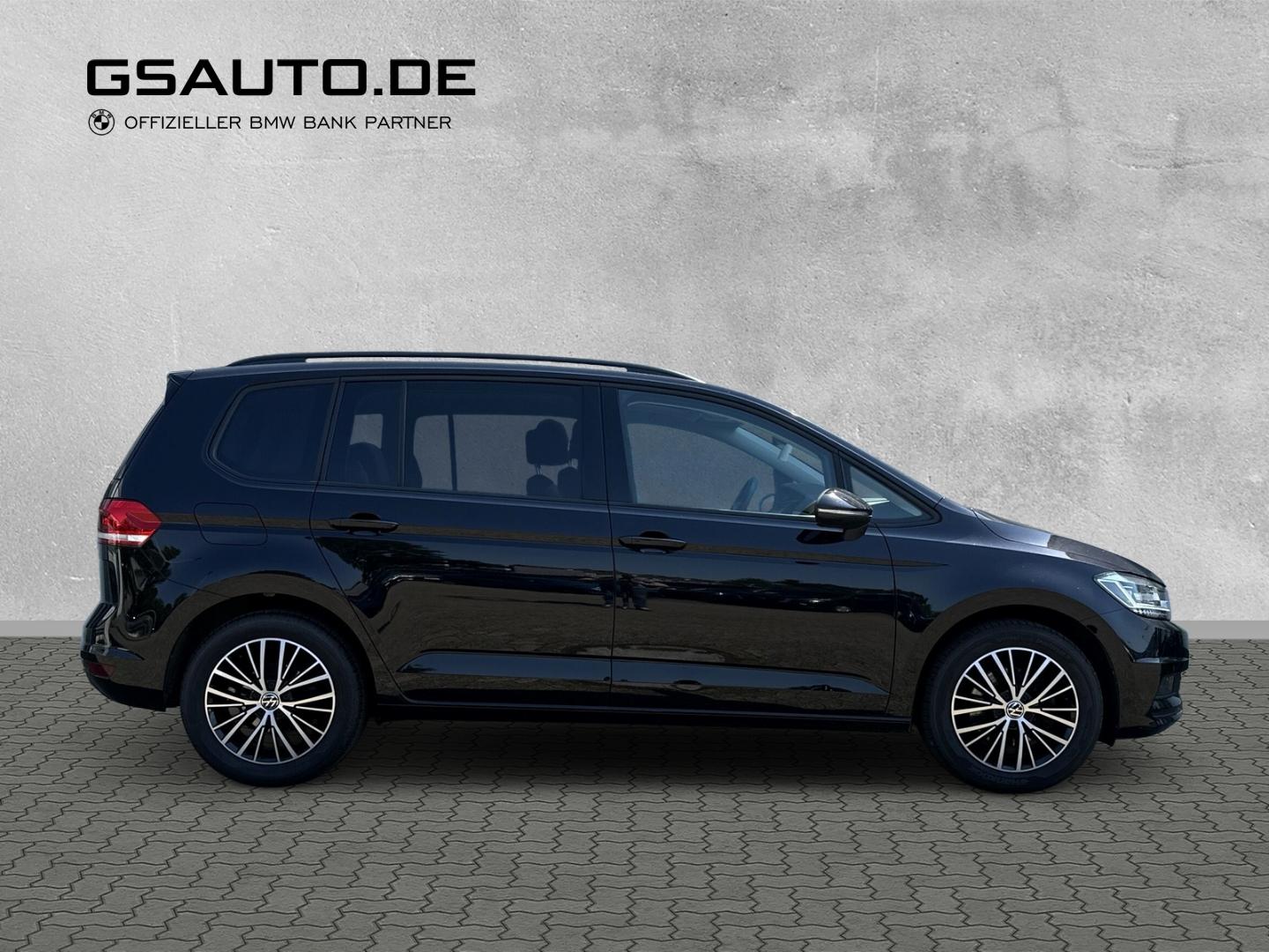 Volkswagen Touran Comfortline DSG NaviPRO PANO Kam 7-Sitzer