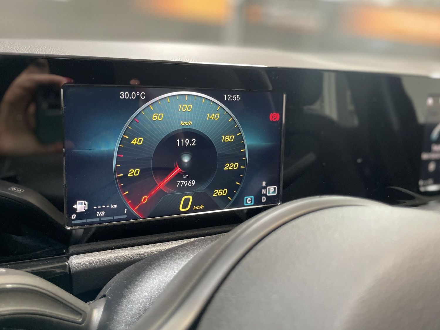 Fahrzeugabbildung Mercedes-Benz B 180 d#MBUX#Spur#Leder#CarPlay#ACC#V.erkennung#
