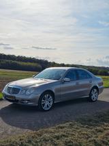 Mercedes-Benz E 320 CDI 4MATIC AVANTGARDE Avantgarde - Mercedes-Benz E 320: Matic