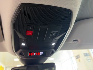 Peugeot 308 Allure Hybrid 145 360+Kam.+KeyLess+LED+Navi