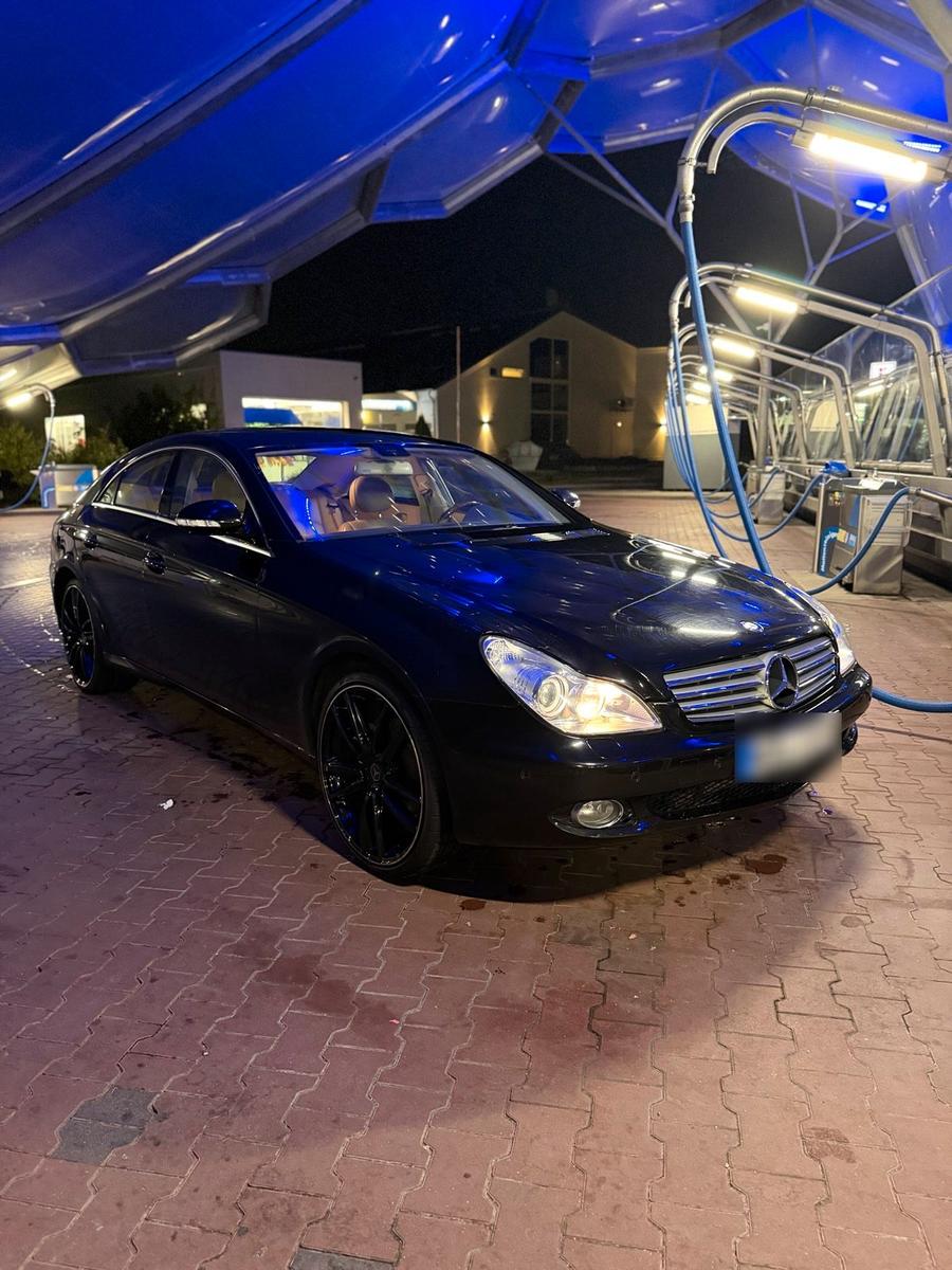 Mercedes-Benz CLS 500