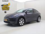 Tesla Model Y Long Range AWD 351pk [ AUTOPILOT+19 INCH - Tesla Model Y mit Schiebedach