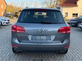Volkswagen Touareg V6 3.0 TDI, 4Motion, Xenon, Leder, AHK - Volkswagen Touareg: 3.0