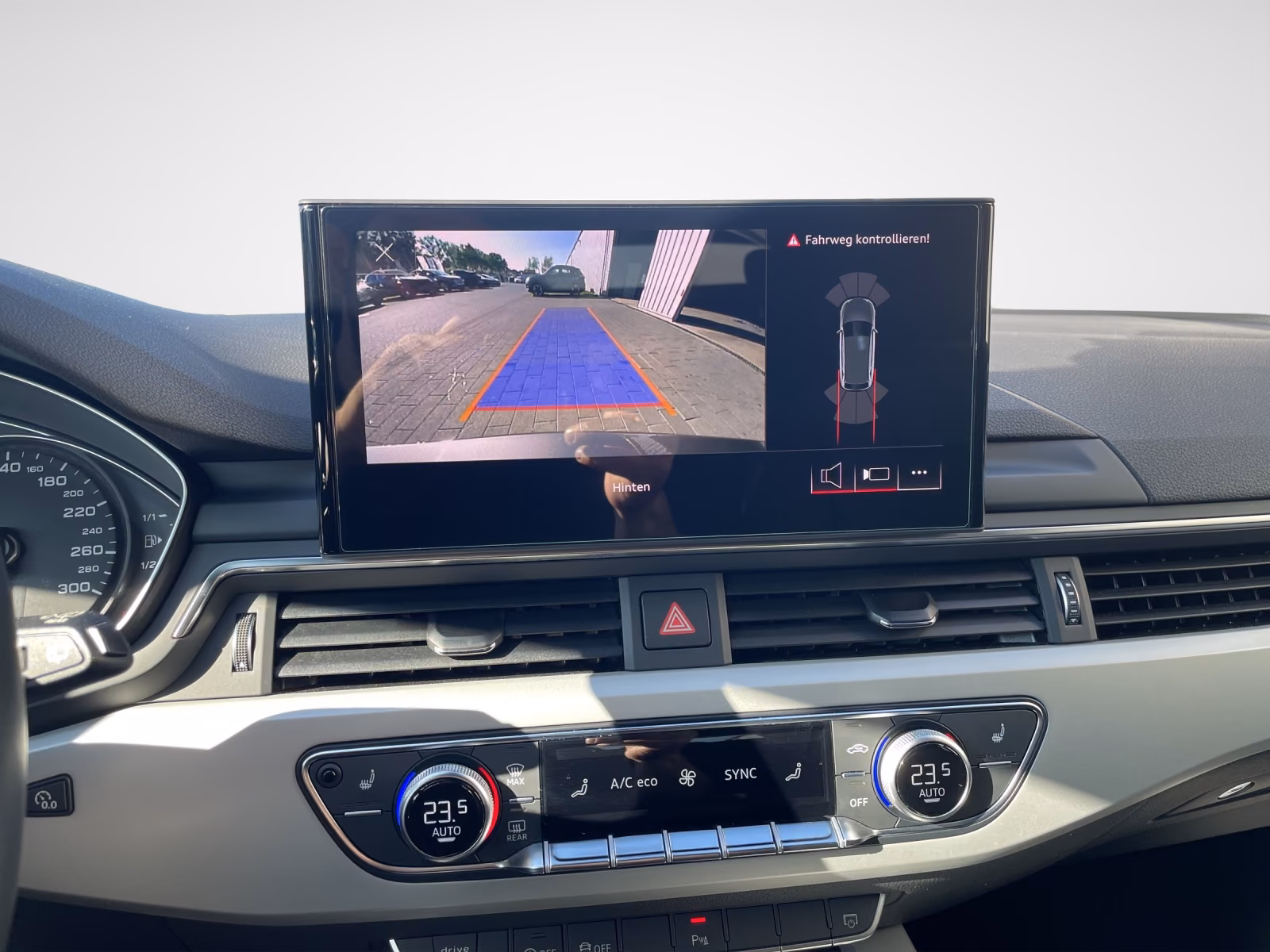 Audi A4 Avant 40 TFSI S tronic quattro advanced  Navi