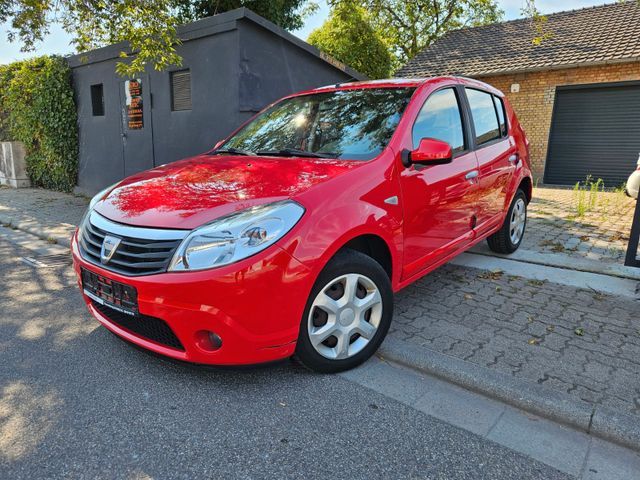 Dacia Sandero 1.6 MPI Lauréate