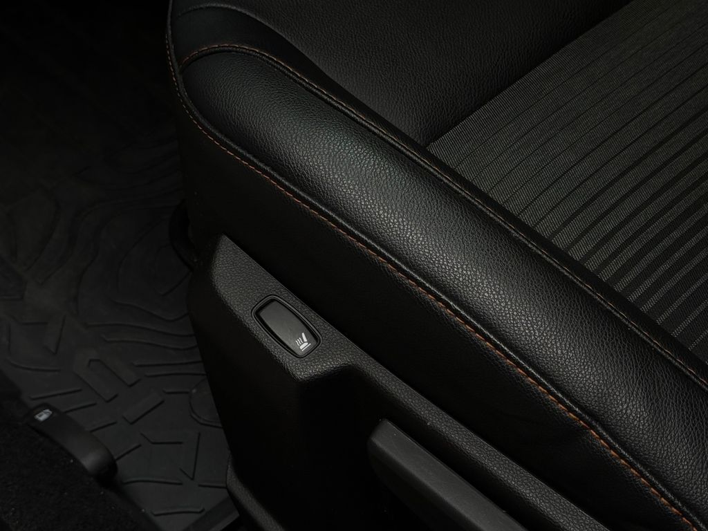DACIA Duster II Extreme|Navi|Automatik|Kamera|SHZ|LED DACIA Duster II Extreme|Navi|Automatik|Kamera|SHZ|LED